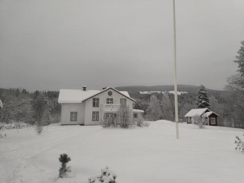 Holjes Casa | The Höljes Gästis on the Klarälven river