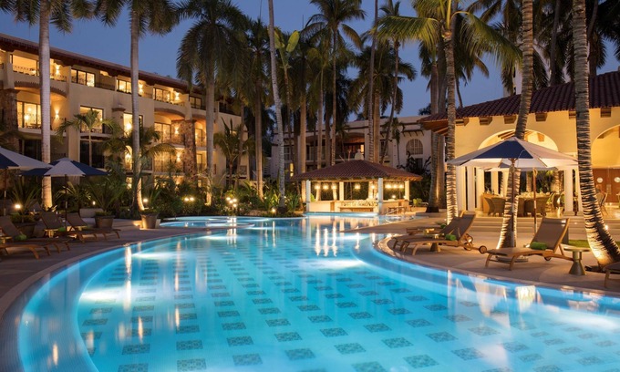 Zona hotelera del norte Hotel | The Hacienda at Krystal Grand Puerto Vallarta