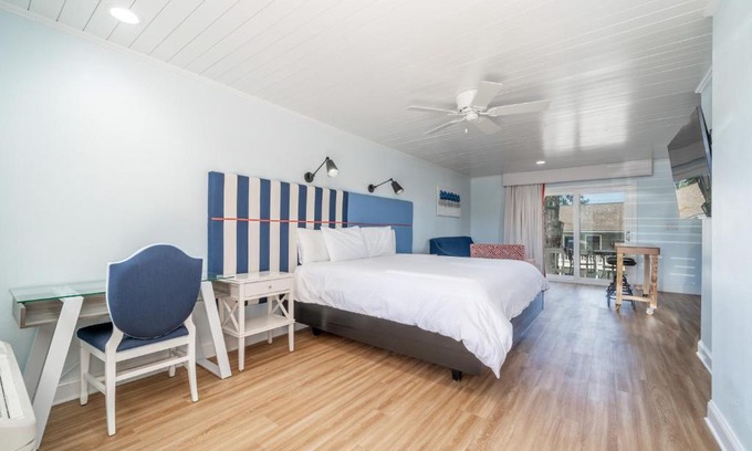 Rockwell Apartamento | The Hamilton - Lakefront & Studio Suites, Hot Springs