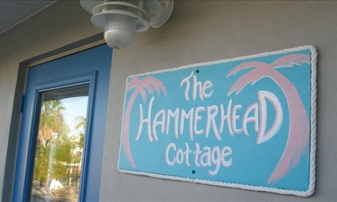 Key Colony Beach Cabaña | The Hammerhead Cottage, recientemente remodelado, hermoso!