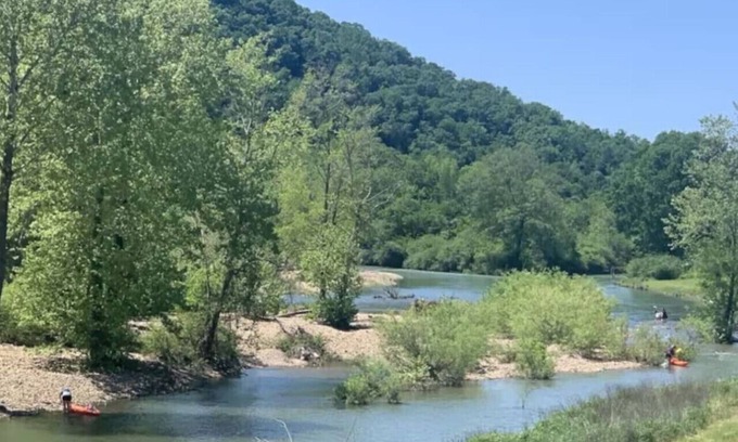 Glenwood Casa | The Hangout on the Caddo River