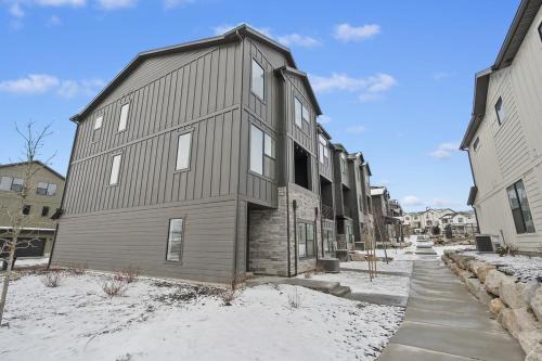 Mountain Green Casa | The Happy Place near Snowbasin