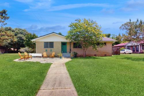 Warrington Casa | The Happy Turtle