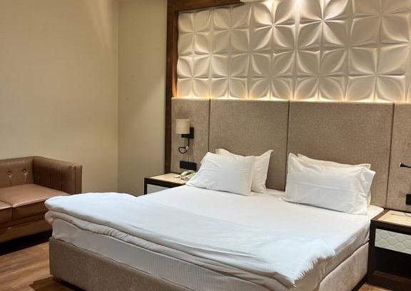 Patna Hotel | The Harilal