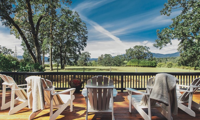North Cowichan Casa | The Haven - Maple Bay's Premier Getaway