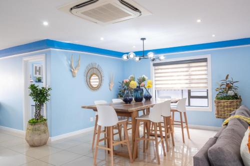 Ekurhuleni Casa | The Hemingway House 1415 min from O.R Tambo.