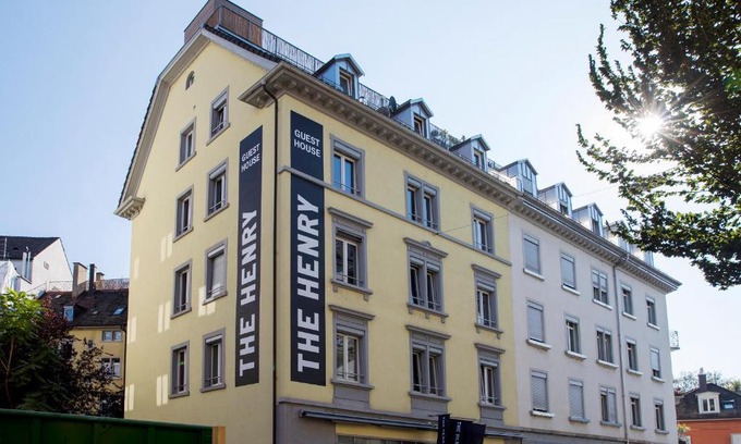 Gewerbeschule Apartamento | The Henry Self Check-In Guesthouse