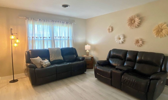 Portage Casa | The Hidden Gem - A brand new 2-bedroom duplex in Portage