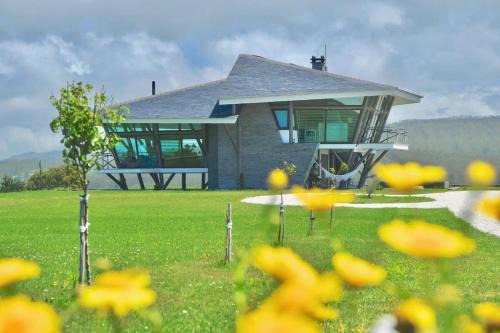 Loiba Apartamento | The Hidden Secret on the Cliff
