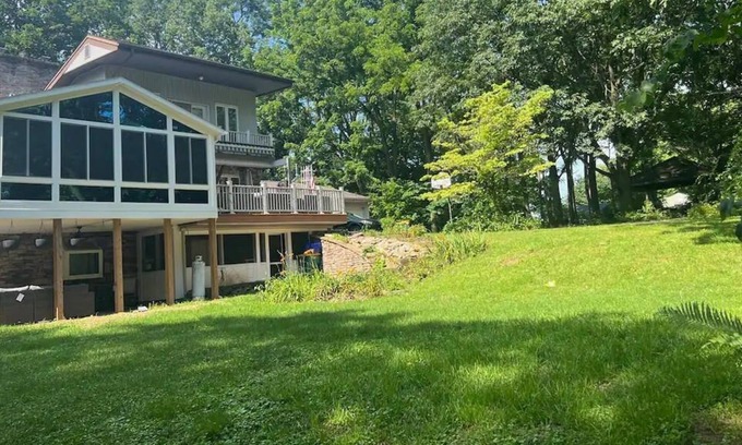 Hummelstown Casa | The Hideaway - 19 Private Acres to Explore