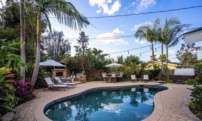 North Tustin Casa | 🌤~The Hideaway 4BR Lux Home w/ Pool & Hot Tub~🌤
