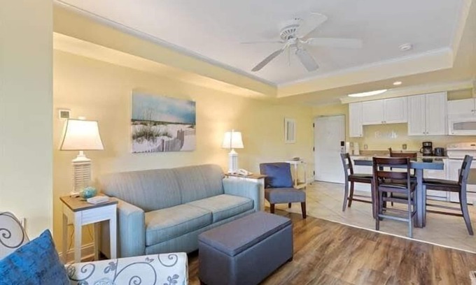 North Litchfield Beach Condominio | The Hideaway at Pawleys