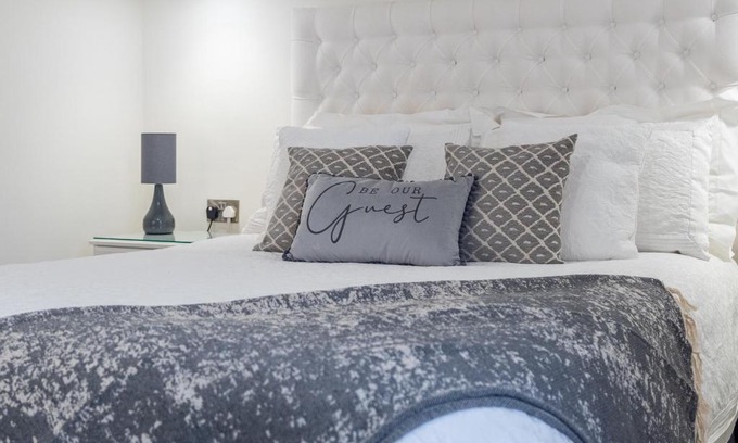 Chester Casa | The Hideaway