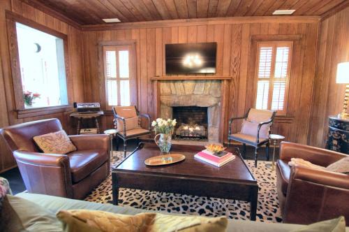 Highlands Casa | The Hideaway of Horse Cove