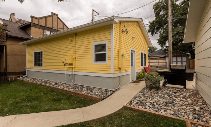 Sheridan Casa | The Hideaway