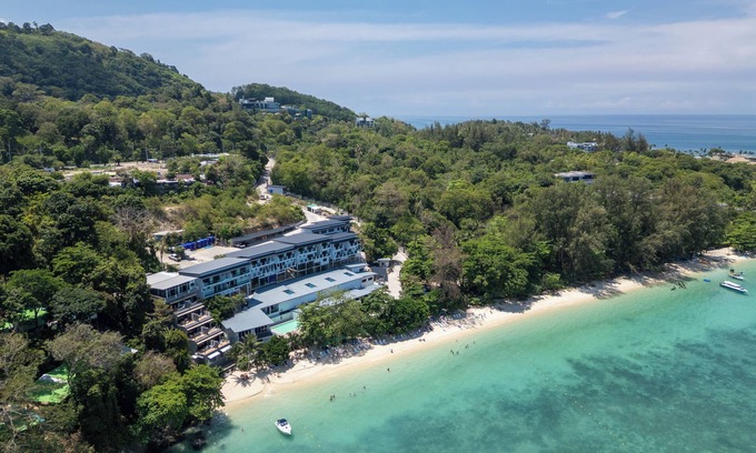 Patong Villa | The Hideout Beachfront