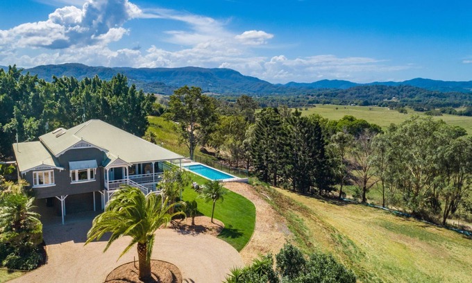 Myocum Casa | The Hideout House - hinterland views for miles!