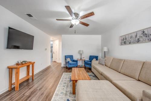 University District Casa | The High Point Duet- Right Side
