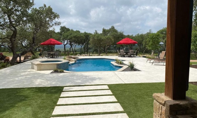 Dripping Springs Casa | The Highland: 2 Homes, Sleeps 30+, Many Amenities