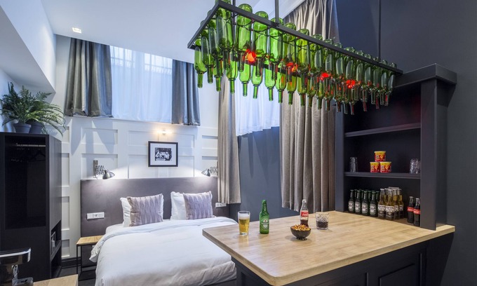 Burgwallen Nieuwe Zijde Hotel | The Highland House