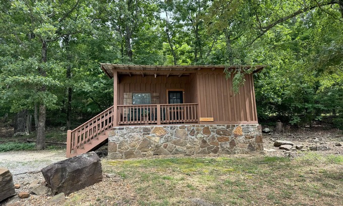 Mountain View Cabina | The Hilltop Cabins - Granny's