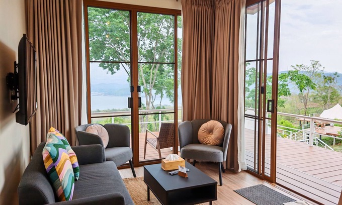 Tha Kradan Cabina | The Hilltop Erawan