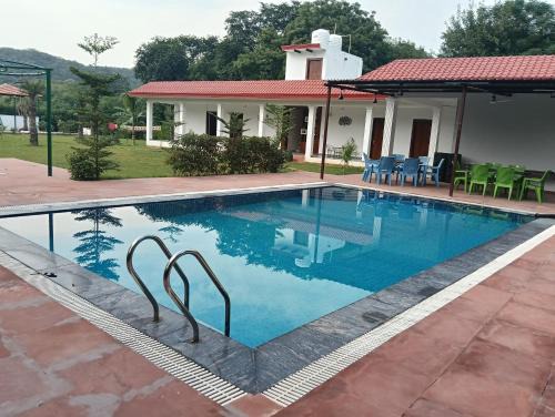 Jacobpura Complejo | The Hilltop Heaven