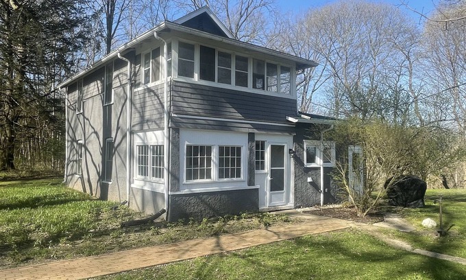 Niles Casa | The Historic Riverside Convent: Sister's of the Holy Cross School House