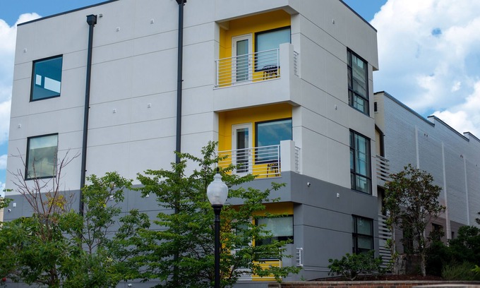 River District Apartamento | The Hive