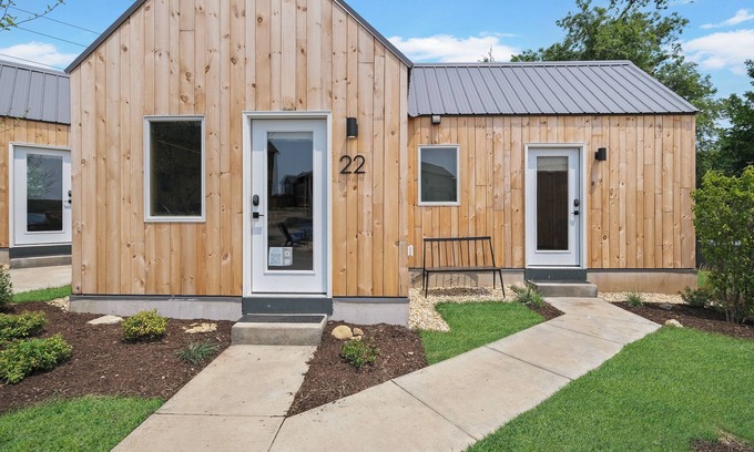 Ottawa Cabina | The Hold - Tiny Home