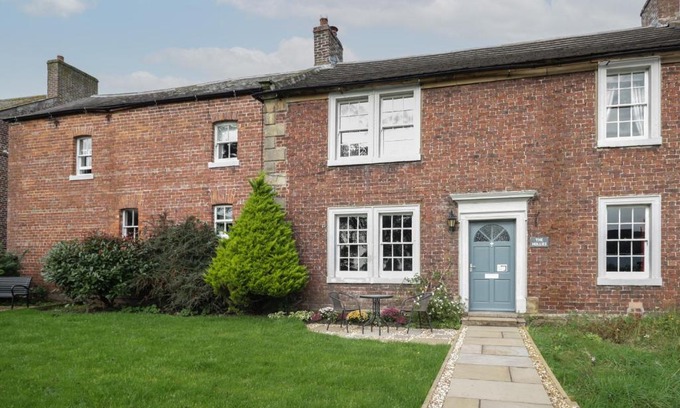 Thurstonfield Casa | The Hollies
