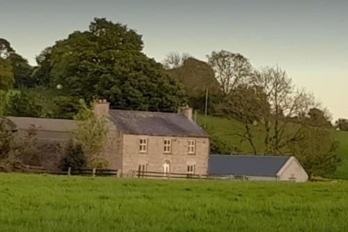 Knockaderry Cross Roads Casa | The Hollow