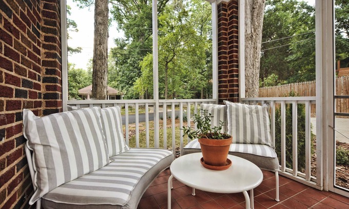 Dilworth Apartamento | The Home Collection - 800 Magnolia
