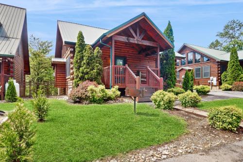 Pigeon Forge Casa | The Honey Bee