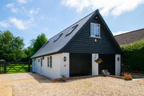 Etchinghill Casa | The Honey Pot