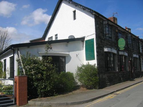 Rhayader Casa | The Horseshoe Guesthouse