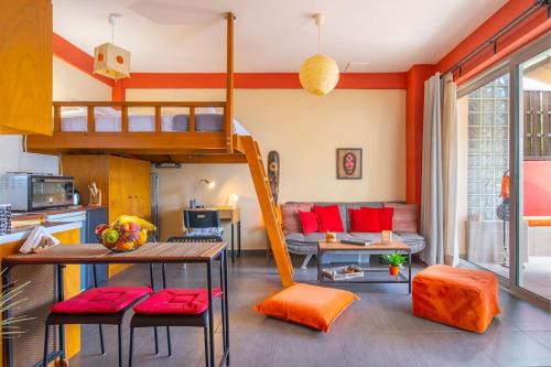 Neo Psychiko Apartamento | The HostMaster Ethnic Touch Feel Studio