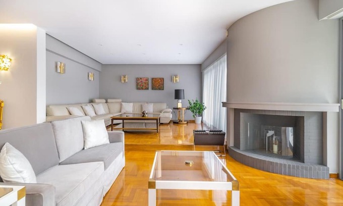 Palaio Psychiko Apartamento | The HostMaster Luminous Elite Estate