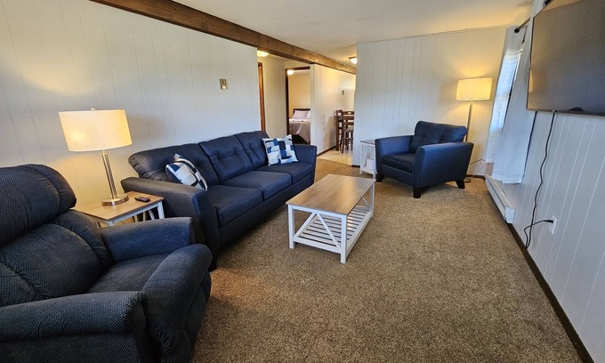 Stanford Casa | The House Next Door