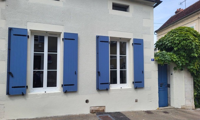 Auxerre Casa | The House of Broc'Art