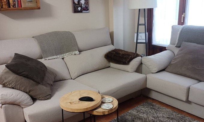 Lumbier Apartamento | La casa del gatico. Apartamento turístico ubicado en Lumbier, Navarra.