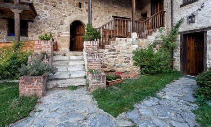 Montuerto Cabaña | LA CASA DE LA MAESTRA, LAS CASAS DE VALDEPIÉLAGO