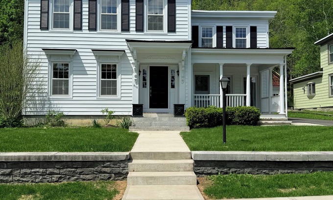 Little Falls Casa | The House on Monroe / Heated Pool & Hot Tub