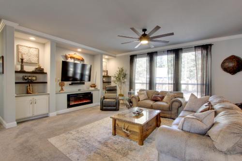 La Pine Casa | The Hub La Pine Vacation Rental - Dog Friendly!