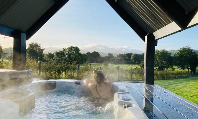 Newry Casa | The Hut 45