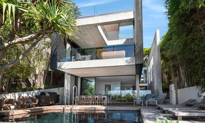Whale Beach Casa | THE HUTT by Palm Beach Holiday Rentals