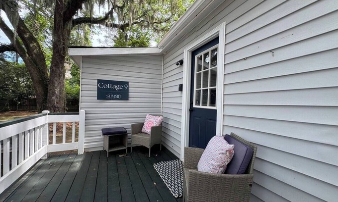 Beaufort Cabaña | The Idle Oak - Sleeps 4 - Central Location!