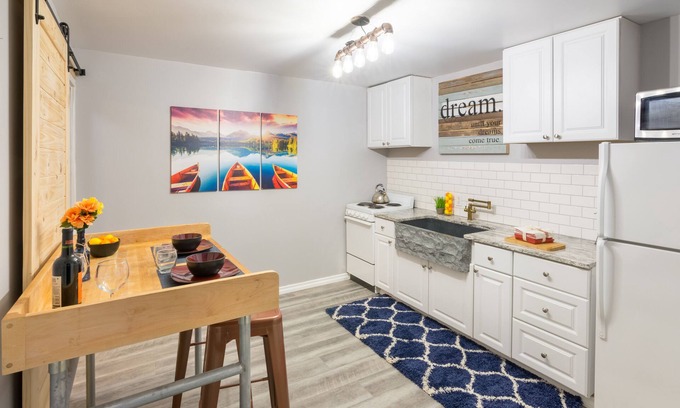 Garden District Casa | The Inmaculate Guest Cottage en el centro de Coeur D'Alene
