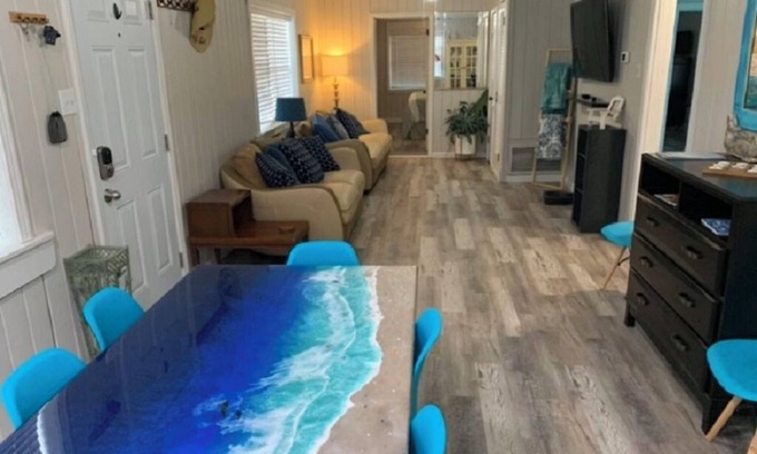 Navarre Cabaña | The Incognito Mermaid - 3 Bedrooms - 5 Miles From Navarre Beach