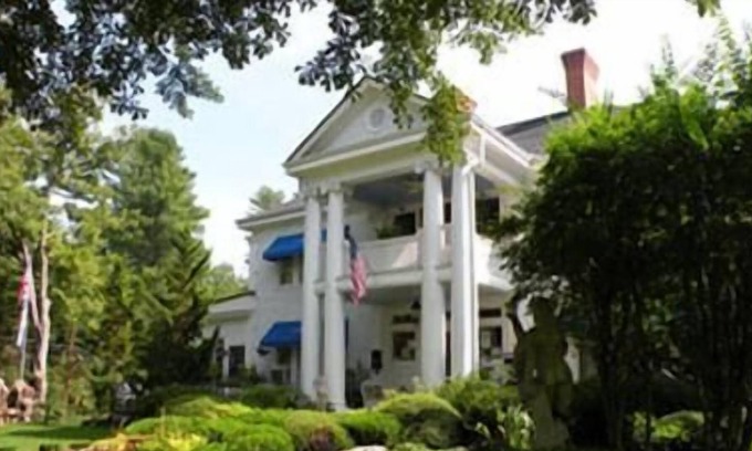 Brevard Cama Y Desayuno | The Inn at Brevard